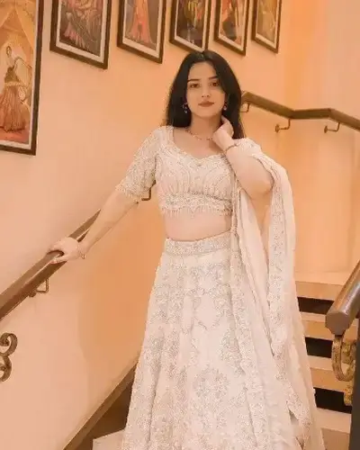 Escort Service In Mahim